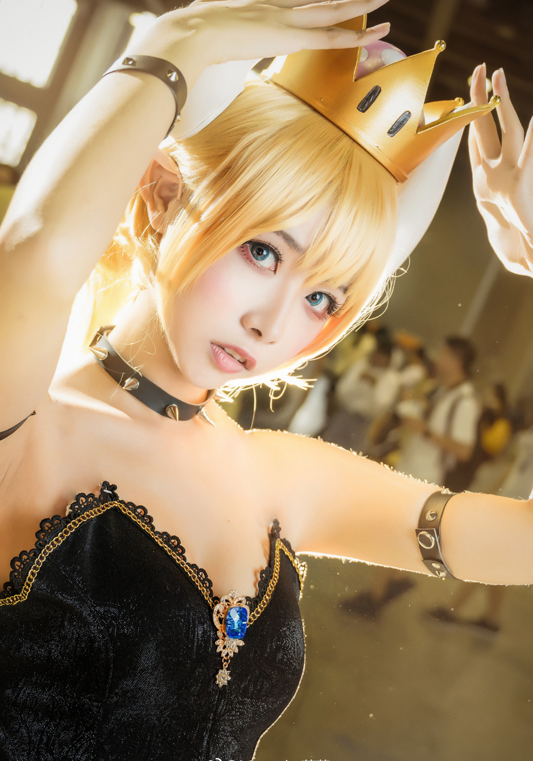 库巴姬cos:你想要的皇冠来了,帮你戴上?