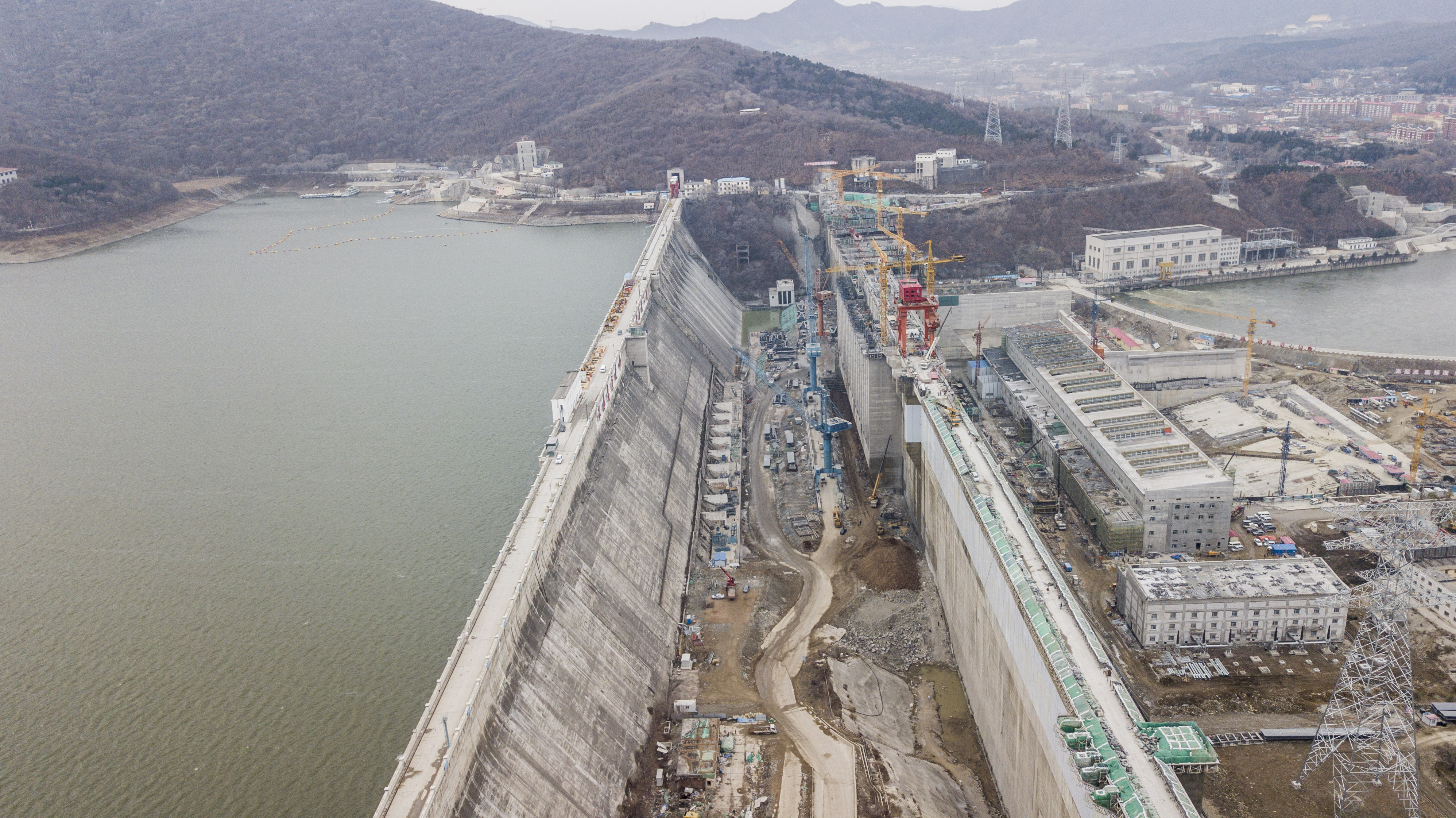 吉林丰满水电站原大坝已开始拆除 将保留部分坝体作为纪念遗址(3)