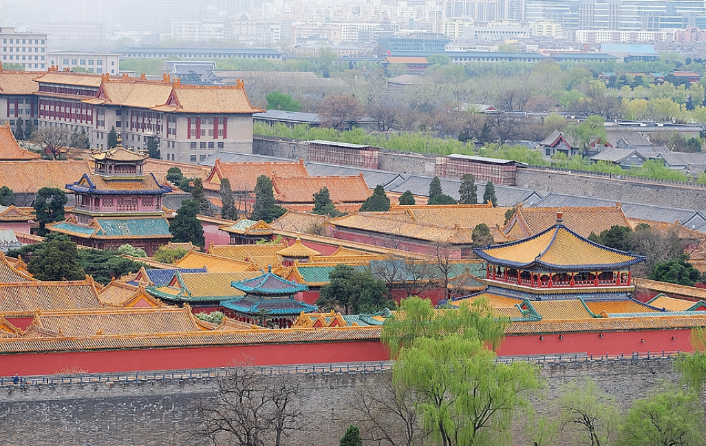 说起来故宫里最精彩的要数宁寿宫花园,也就是俗称的乾隆花园,这个花园