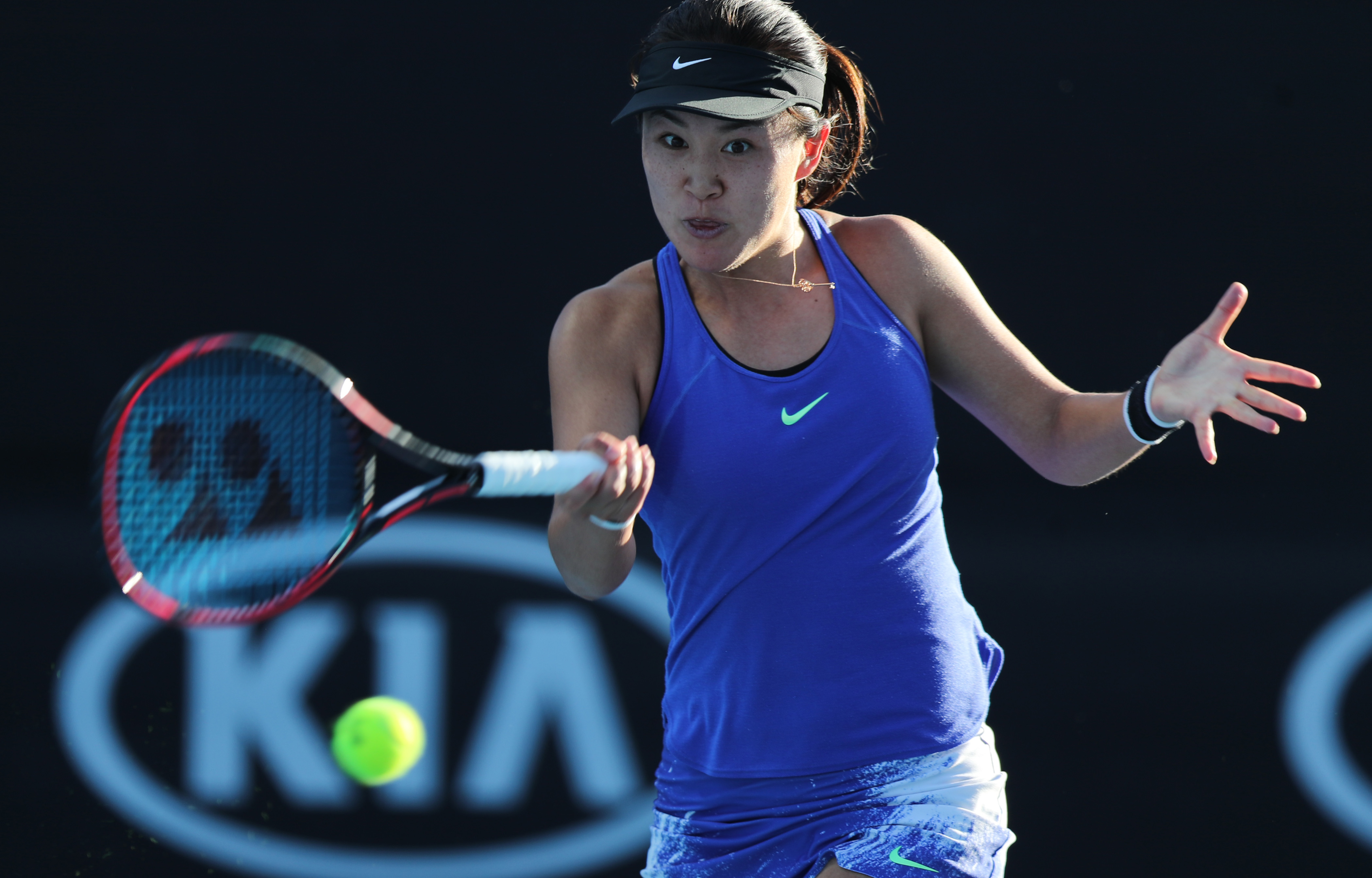 (体育)(2)网球——澳网:朱琳首轮出局