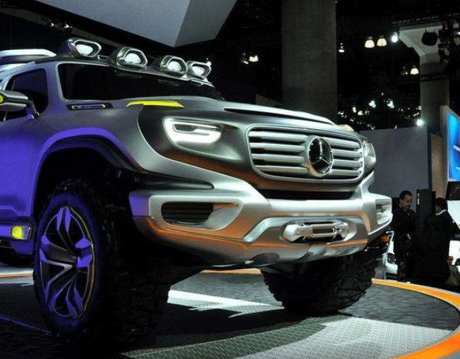 加不起油崩担心!我国农民研发出水动力车,加完水至少跑700千米