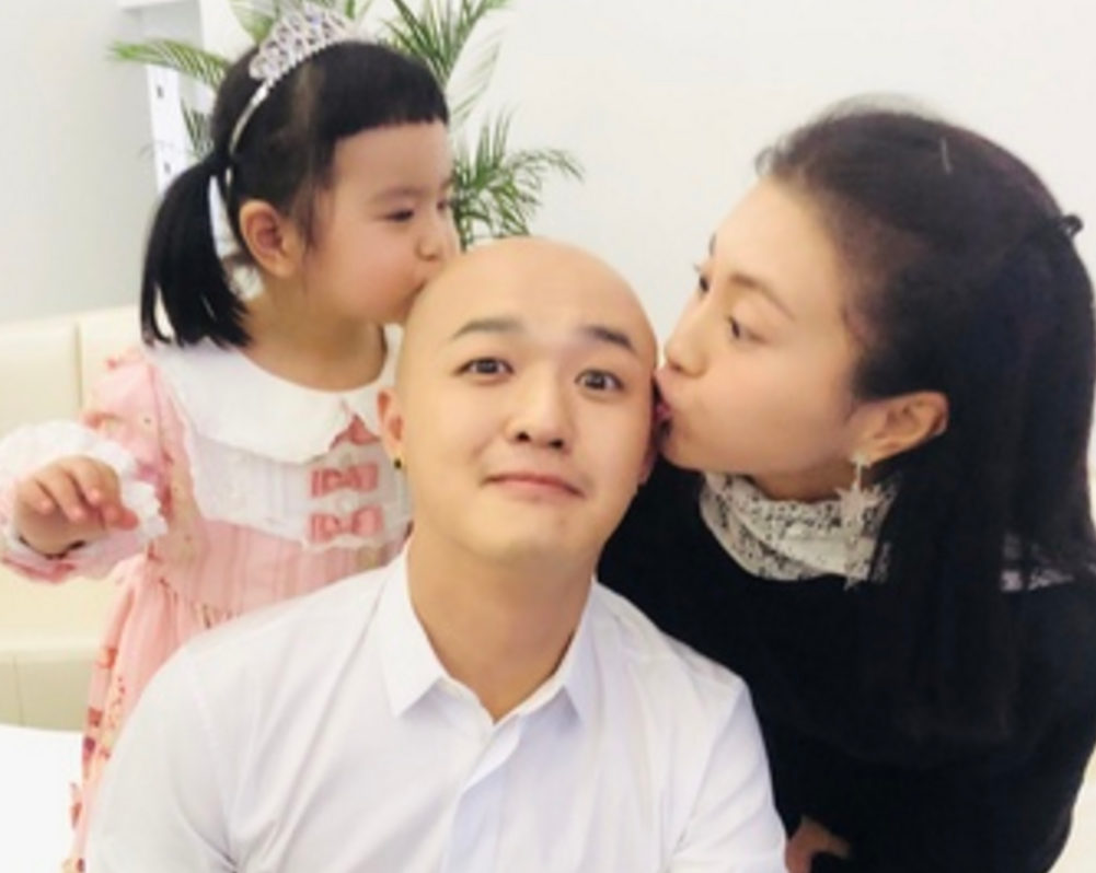 包贝尔二胎小名曝光,东北三样齐活了,网友:叫"包馄饨"多好