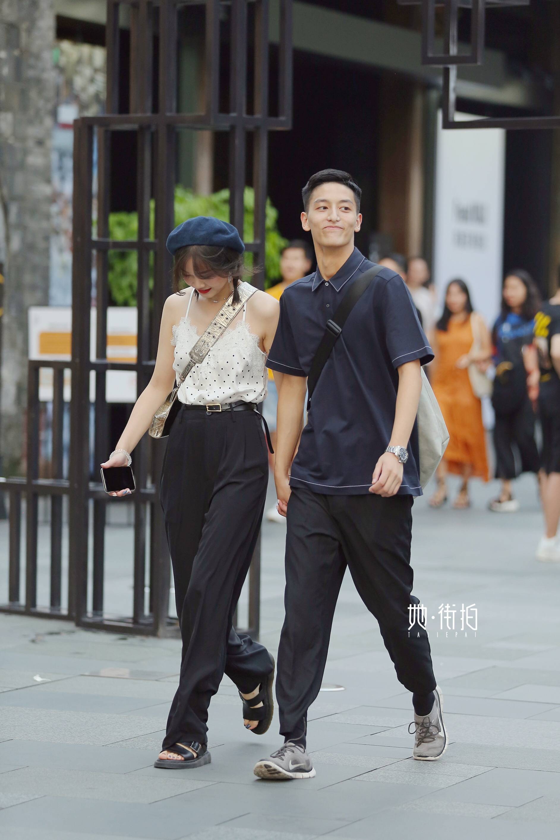 俊男美女的情侣组合,般配又养眼!