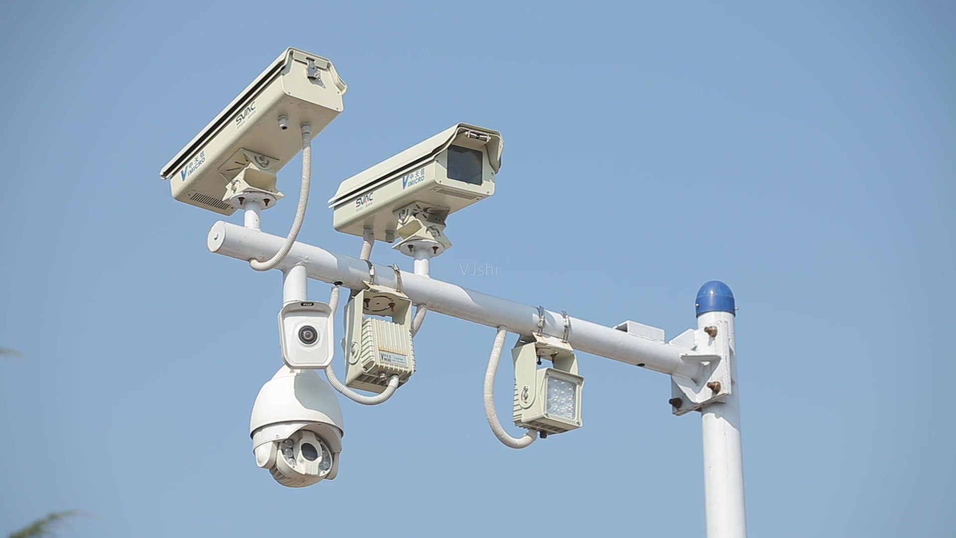 开车上路一定要认识这五个摄像头,否则有100分也不够扣