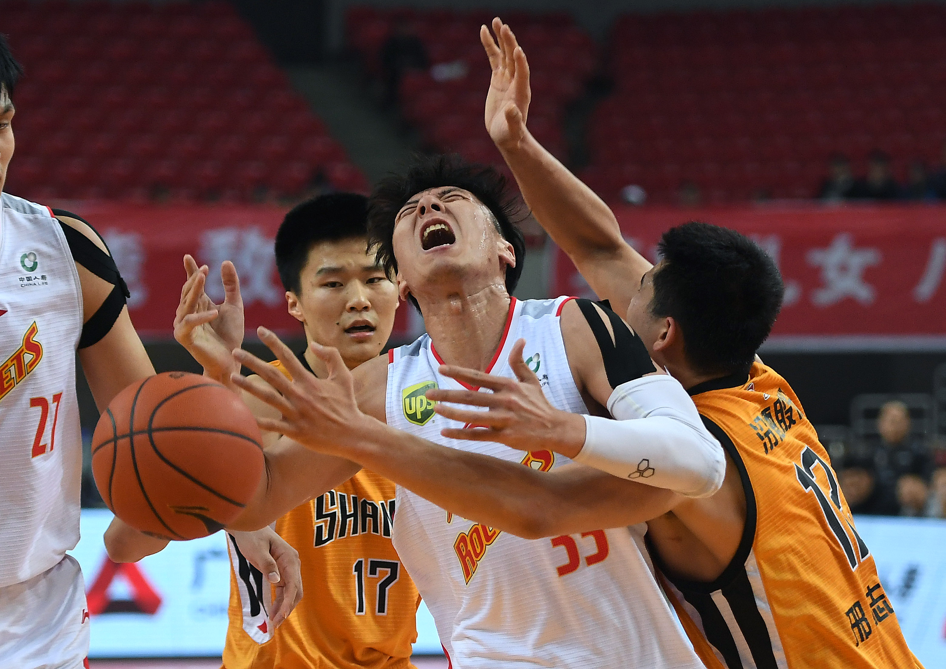 篮球——cba:八一南昌队不敌山西汾酒股份队(2)