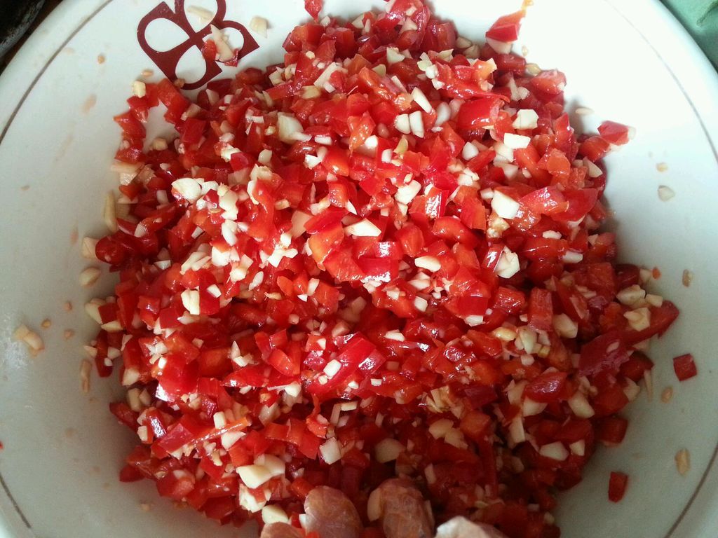 饭馆炒菜必备,秘制豆豉剁椒酱配方,用它做菜开胃过瘾,吃不够