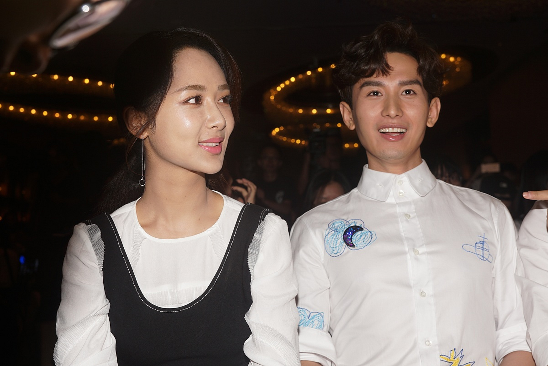 成毅,一个名字,一个符号,一个代表着坚韧与光芒的