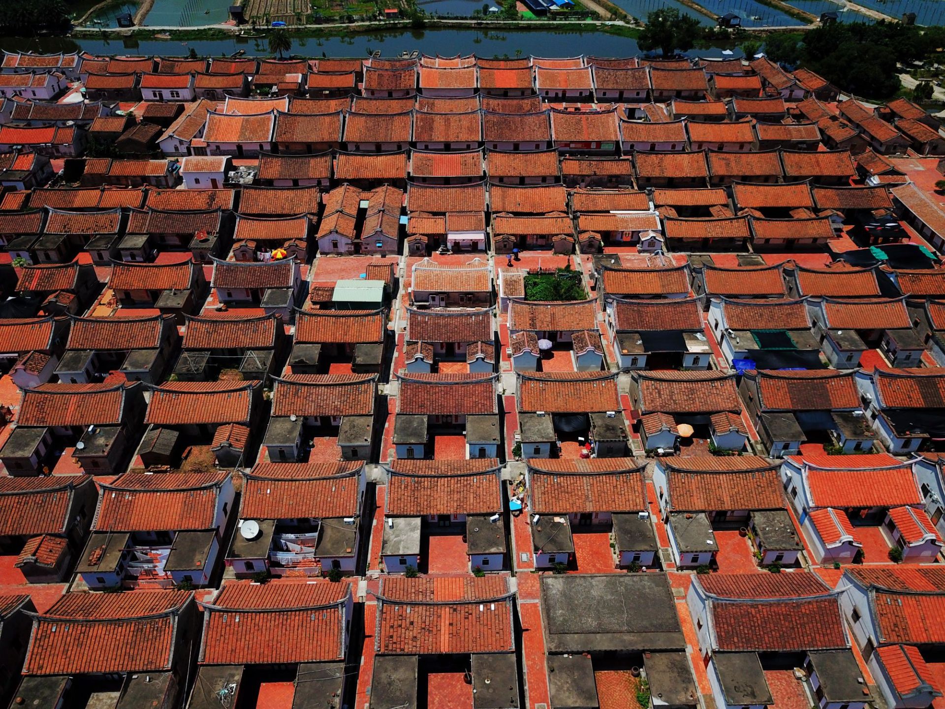 无人机航拍闽南第一村,漳州龙海埭美古村