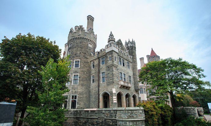 卡萨罗马城堡建于1911年,是加拿大最早的古堡!