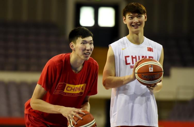 易建联确定缺席男篮nba夏季联赛之旅,周琦王哲林迎证明良机