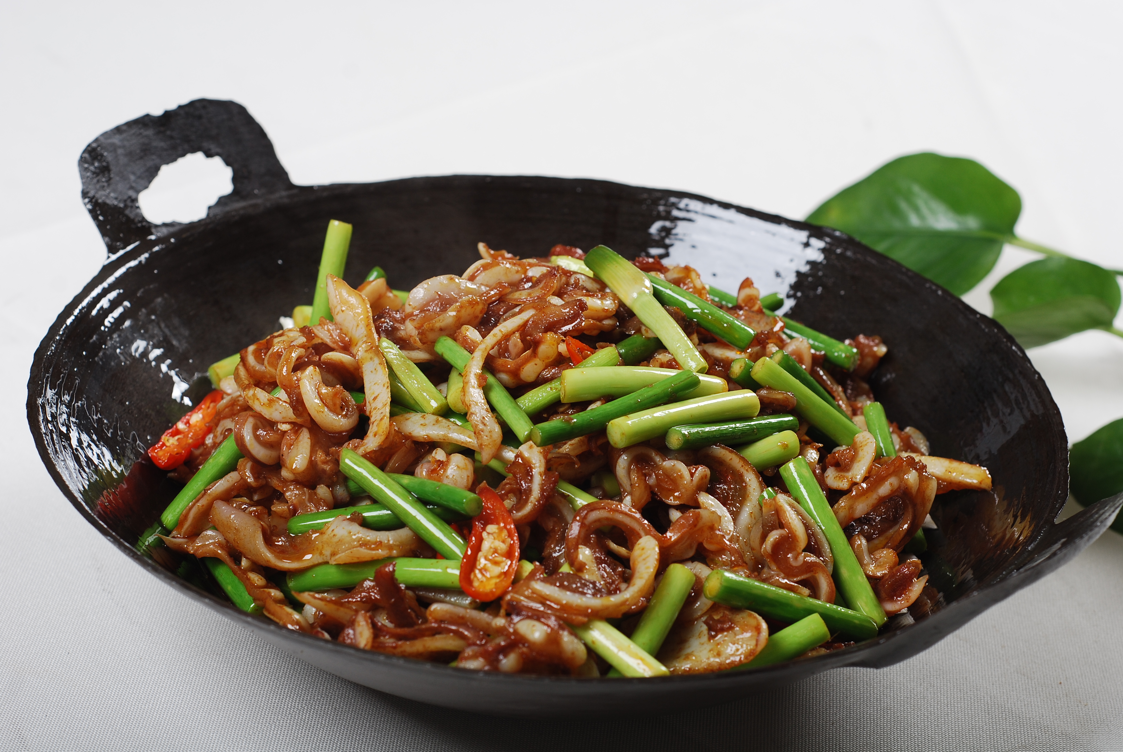 美食新花样:冬天太冷,试一试这六道菜,暖胃又暖心 干锅牛仔骨