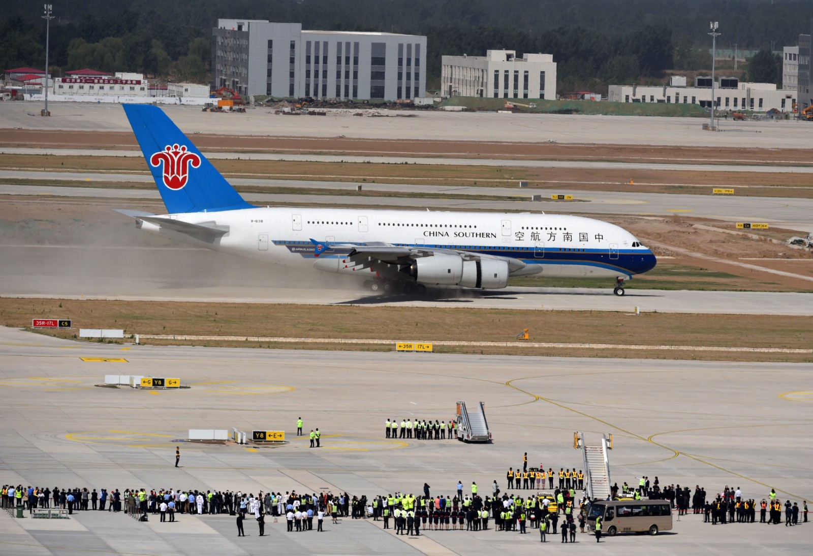 高清图来了!北京新机场首次真机试飞成功