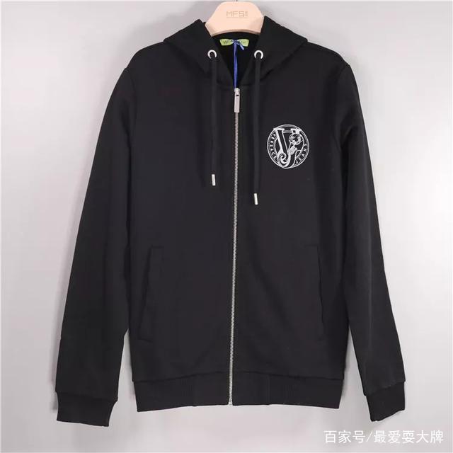 男生卫衣有哪些品牌有哪些_男生卫衣品牌排行榜质量好的-第2张图片-潮百科