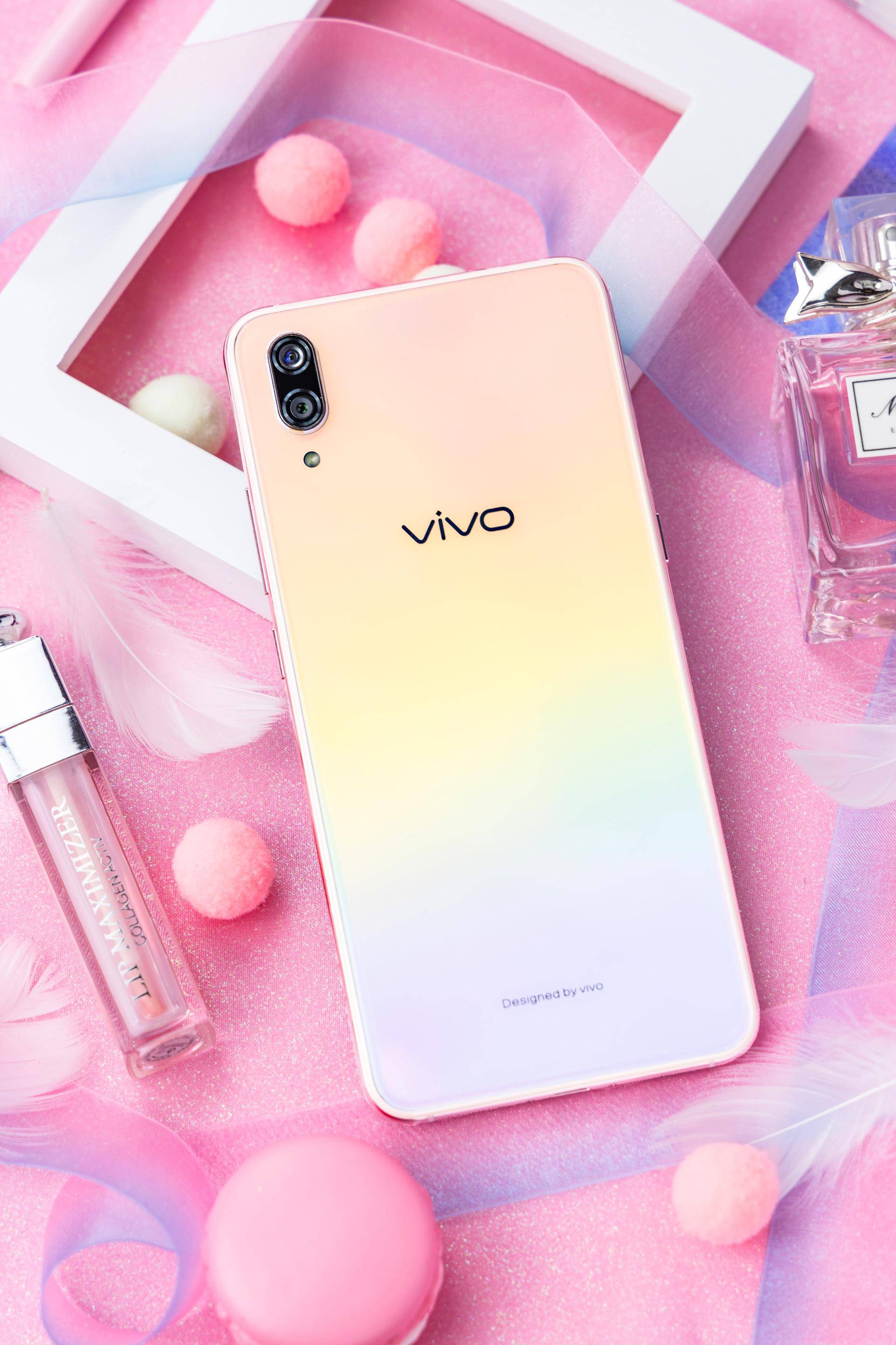 ikun粉丝不买后悔系列!vivo x23幻彩版图赏
