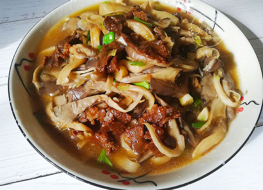 平菇炒牛肉图片