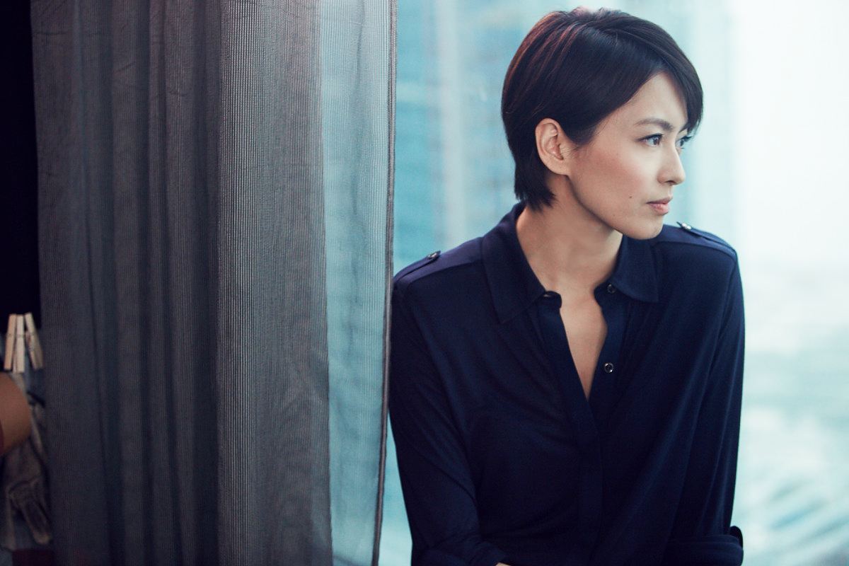 说到与老公的"闺房秘事",梁咏琪大方爆料:老公喜欢听我的歌声,所以