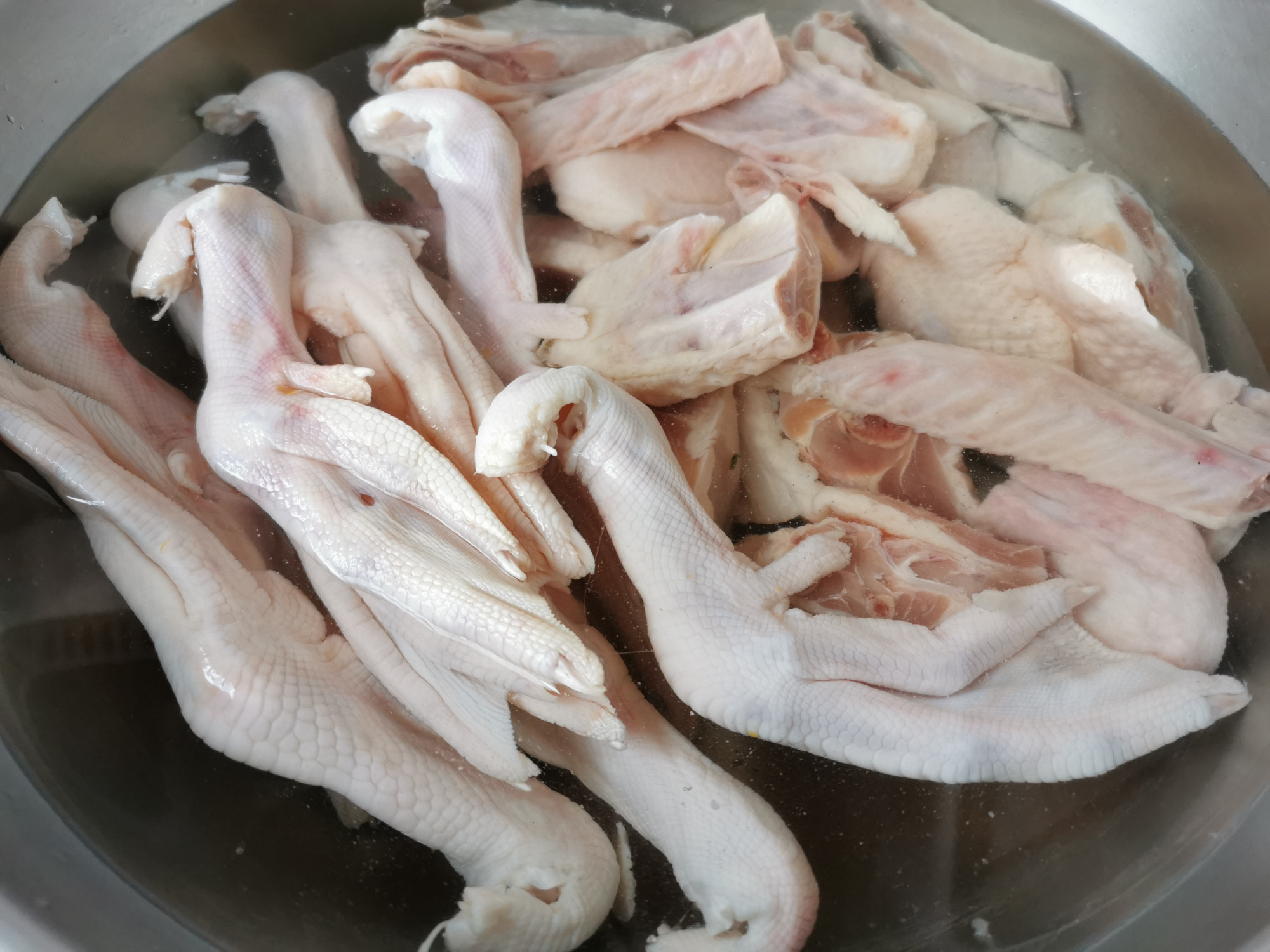 比周黑鸭还好吃的盐水鸭爪,多做一步,油而不腻,太好吃了