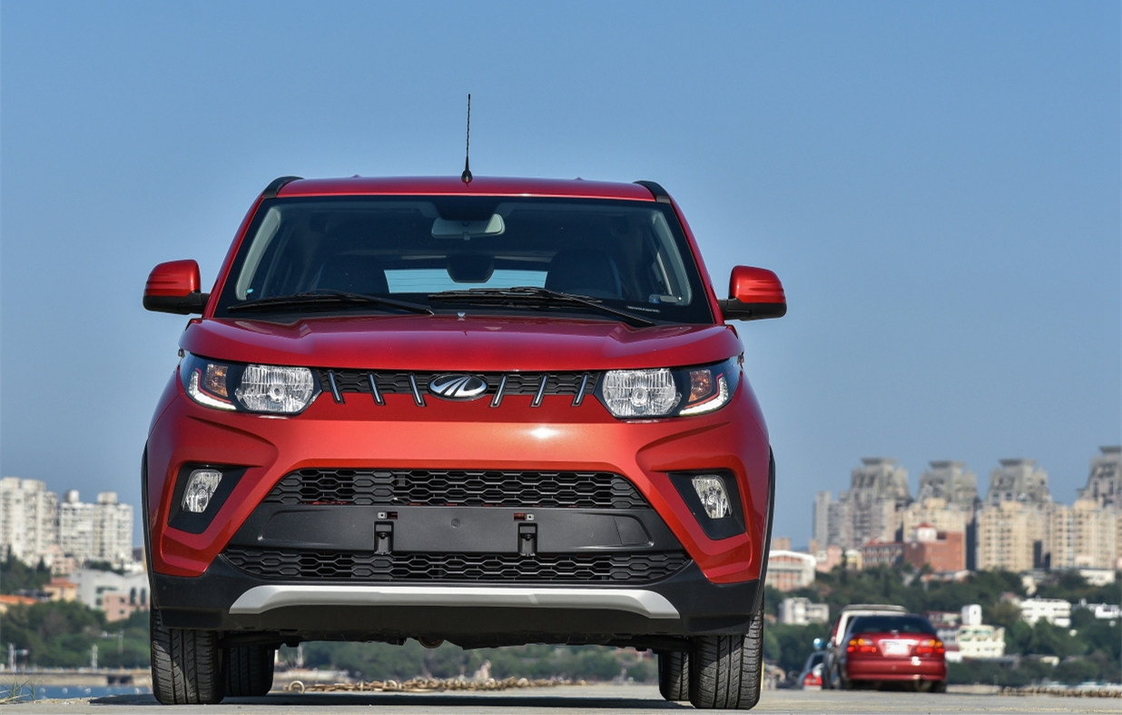 从空间与配置角度试驾点评马恒达kuv100感受究竟如何?