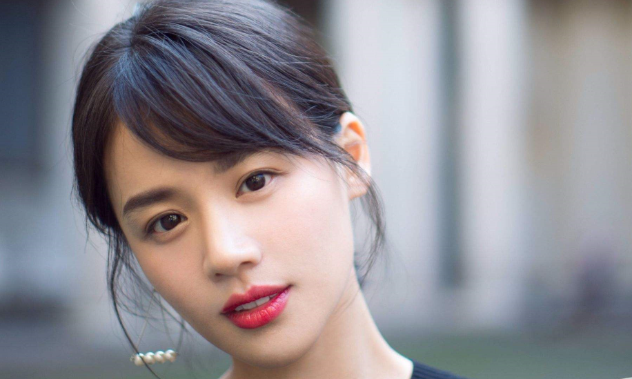 剧荒不要紧,《橙色年代》来报道,今晚七点半不见不散!