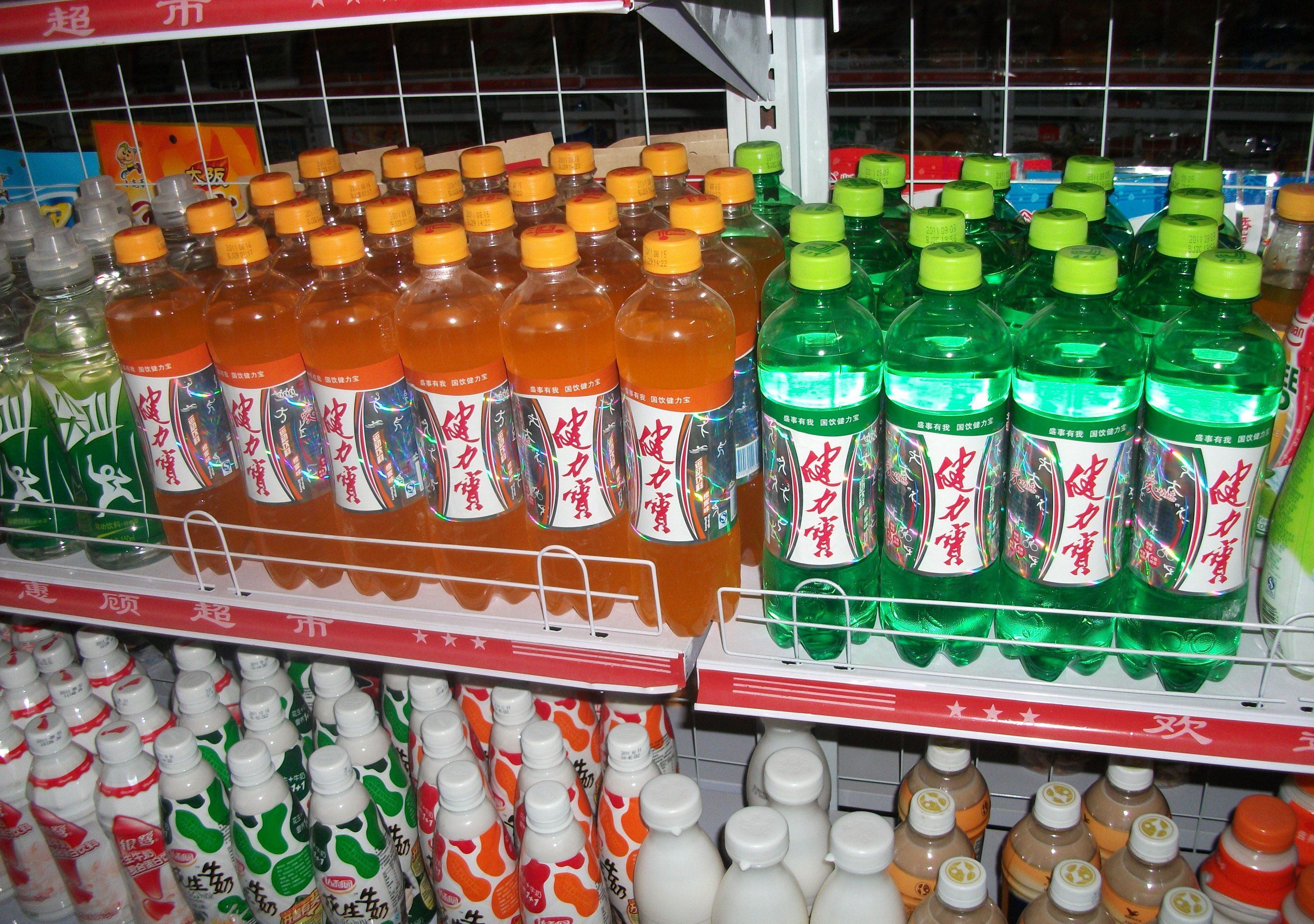 最受90后欢迎的4种汽水,健力宝上榜,每一种都是回忆