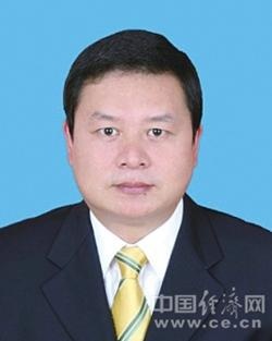 奉海峰当选防城港市人大常委会主任 黄炳利任副主任