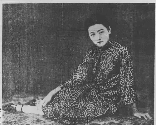 张织云:第1位中国电影影后,曾被送至好莱坞,传闻晚年乞讨度日