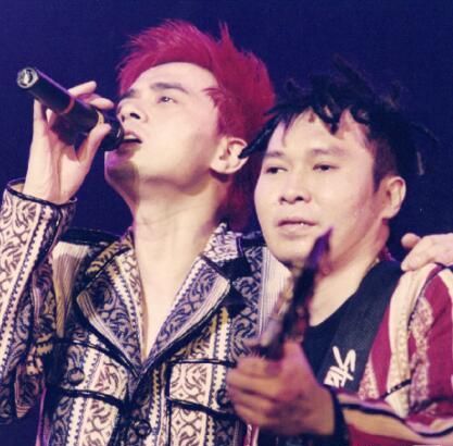 "达明一派"获金针奖,黄耀明爆敏感致辞遭删?