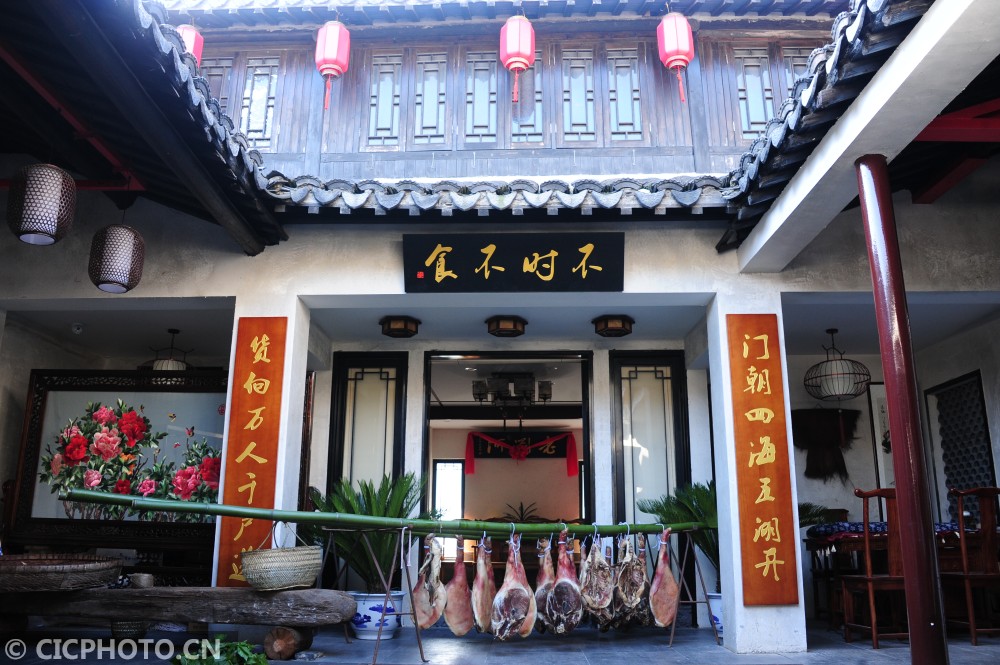 江苏太仓:白卤爊老鸭俏销年节市场