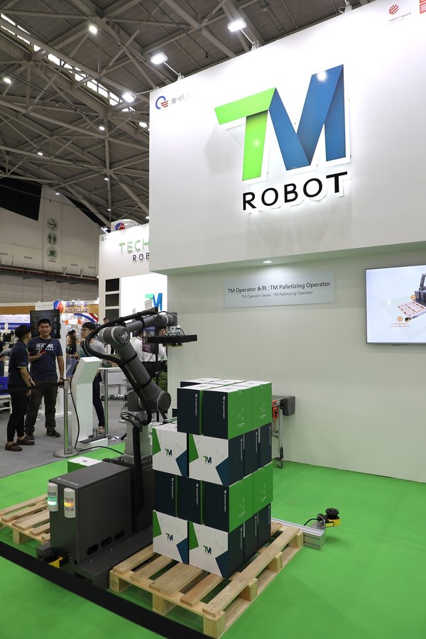 达明机器人携智能新产品系列亮相工博会