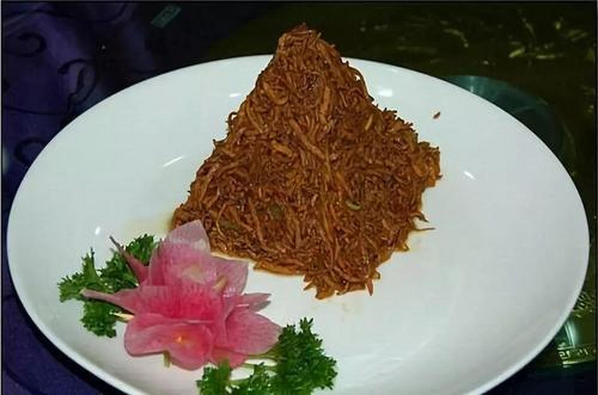 立冬创意美食#改刀肉,是塞北古城平泉的传统风味小吃.