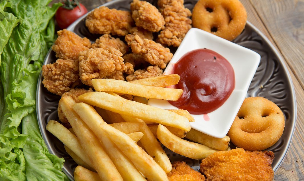 自制无油薯条汉堡鸡米花,比肯德基还好吃,学会不用去外面吃啦