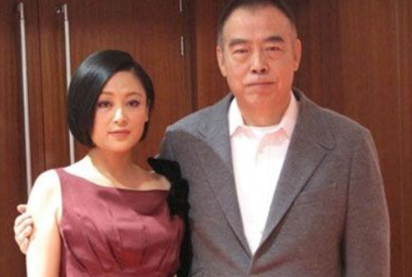 演员陈红的丈夫是谁图片