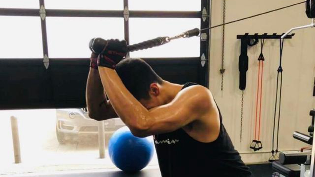 孙悦健身房挥汗如雨,不想就此沉沦力争复出,妻子陈露鼎力支持!