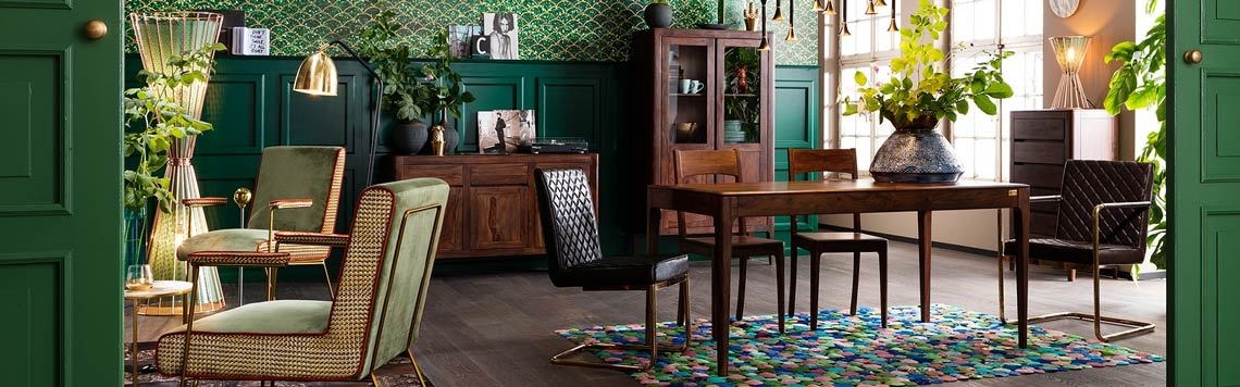 kare拥有强大的原创设计团队,设计销售合理价位及原创设计的家具,灯具