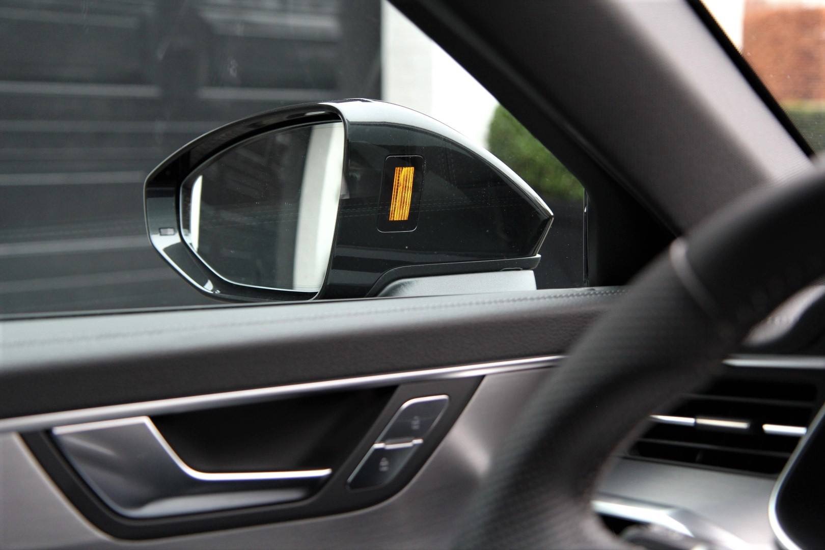 全新奥迪a6,外观设计感觉年轻化了不少