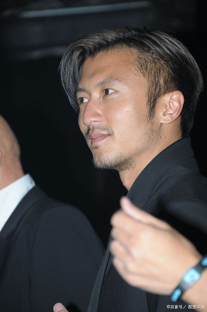 谁能想到谢霆锋会用这种方式,撕碎张柏芝最后的体面!