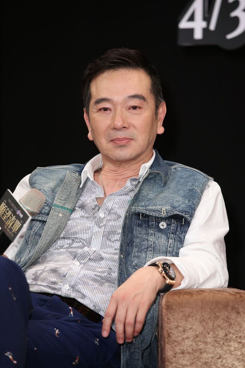 7 月 14 日,演员张晨光毫无预兆地登上了热搜,而这次不是因为他的