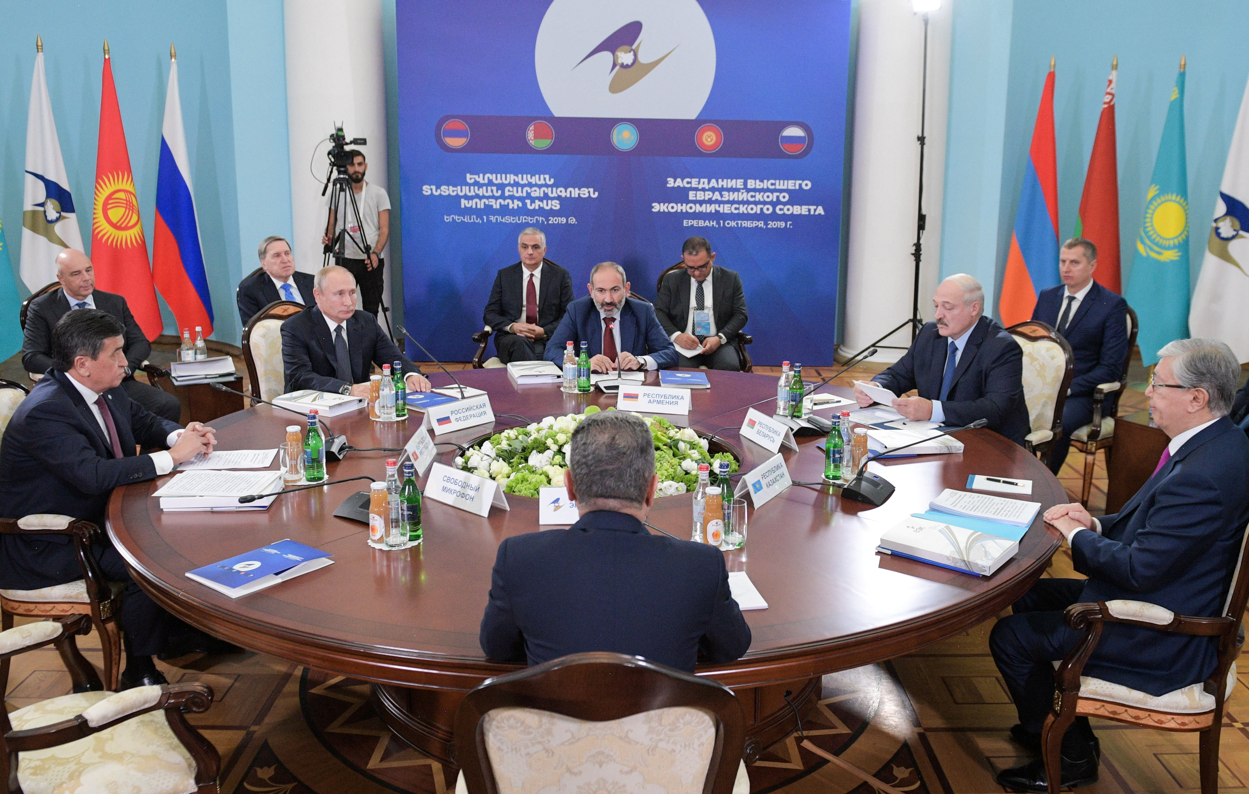欧亚经济委员会最高理事会会议在亚美尼亚举行(13)