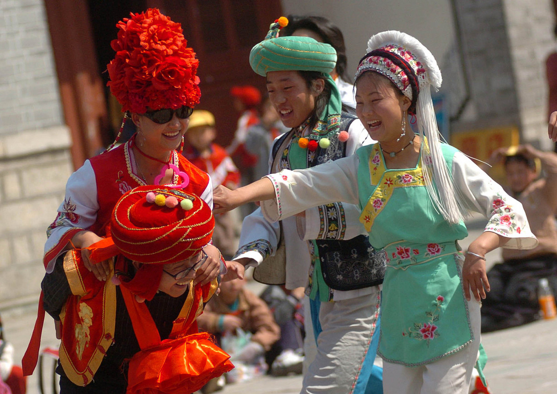 知识创作挑战赛#  有趣的新年习俗:保安族 保安族人的新春佳节同憾噜