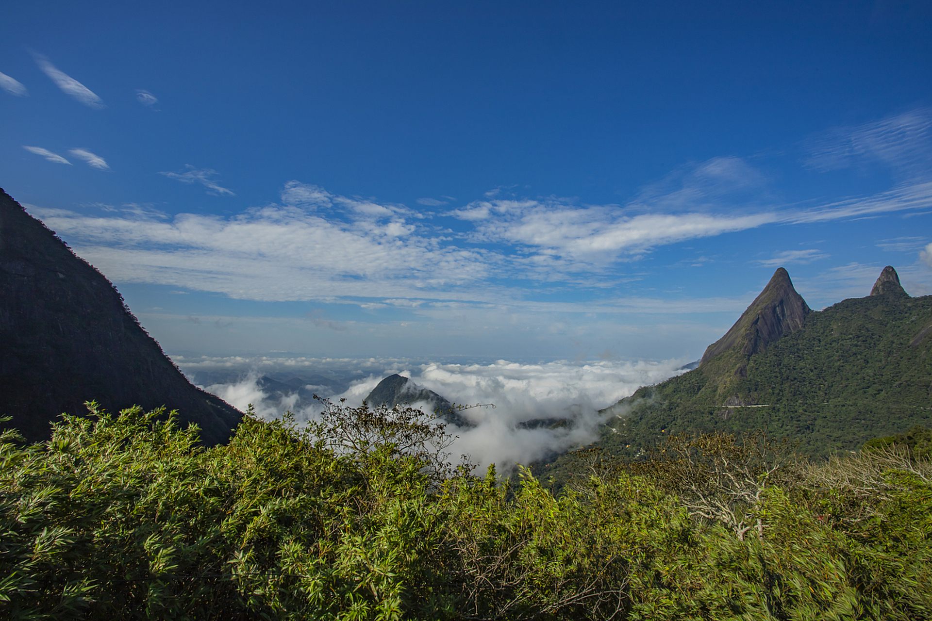 乌蒙山国家地质公园位置在贵州省六盘水市,地处少数民族聚居的"滇,黔