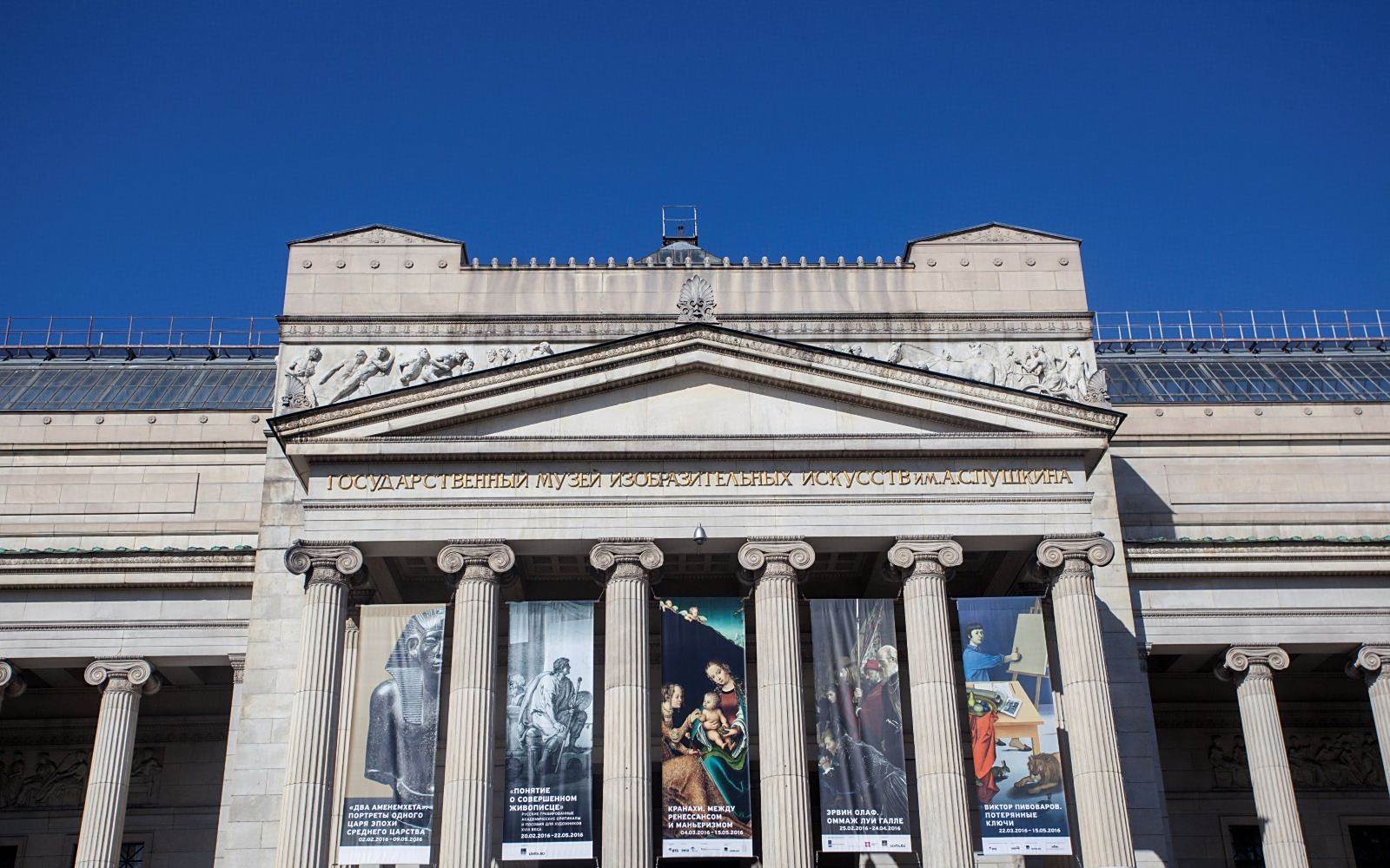 在这些绘画作品中,最令人着迷的当属17世纪的荷兰大