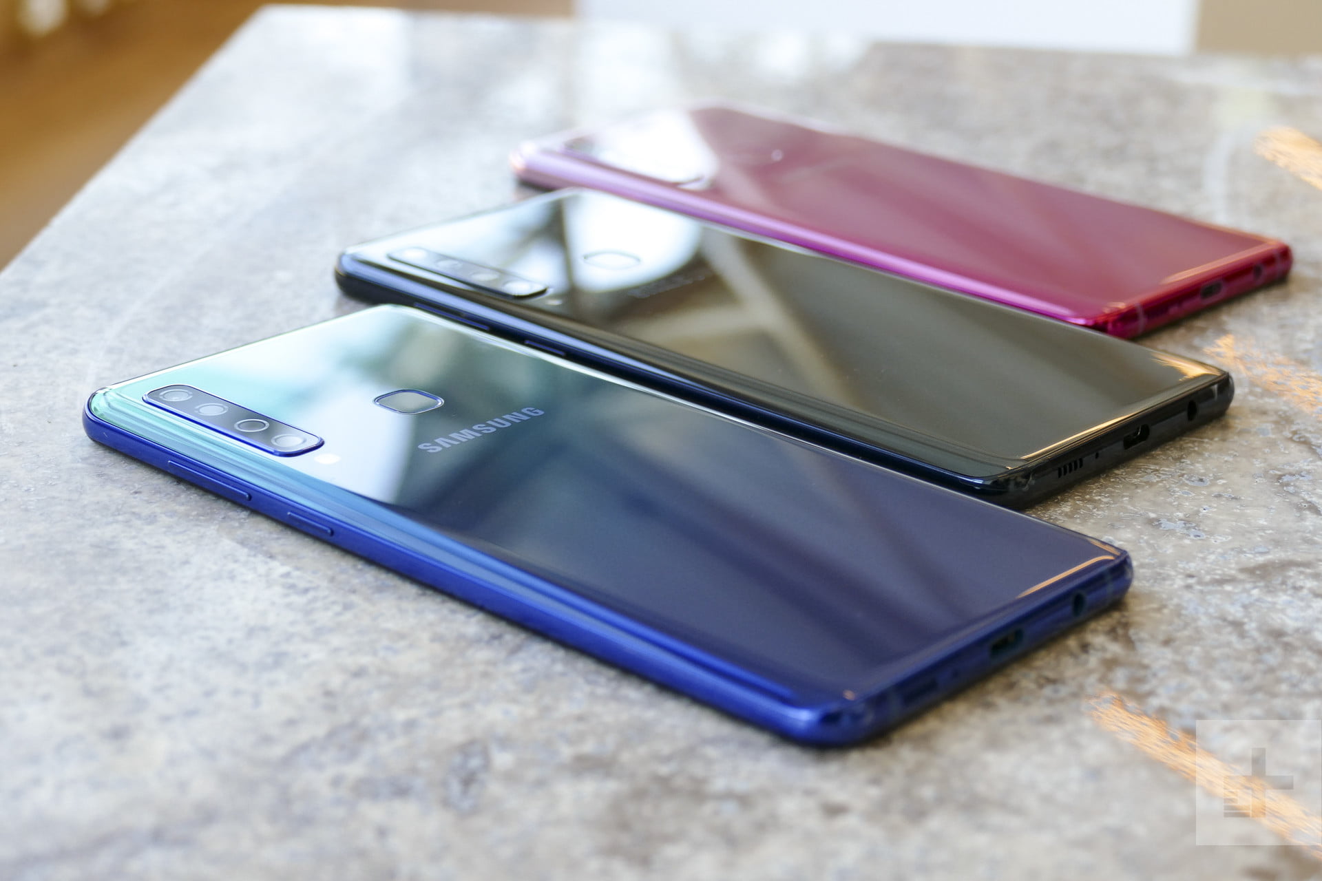 三星galaxy a9 2018:四摄像头令人惊喜,但不便宜