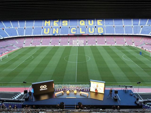 图集-伊涅斯塔告别仪式,哈布白再度同框