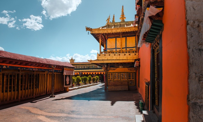 内蒙古藏传佛教寺庙图片