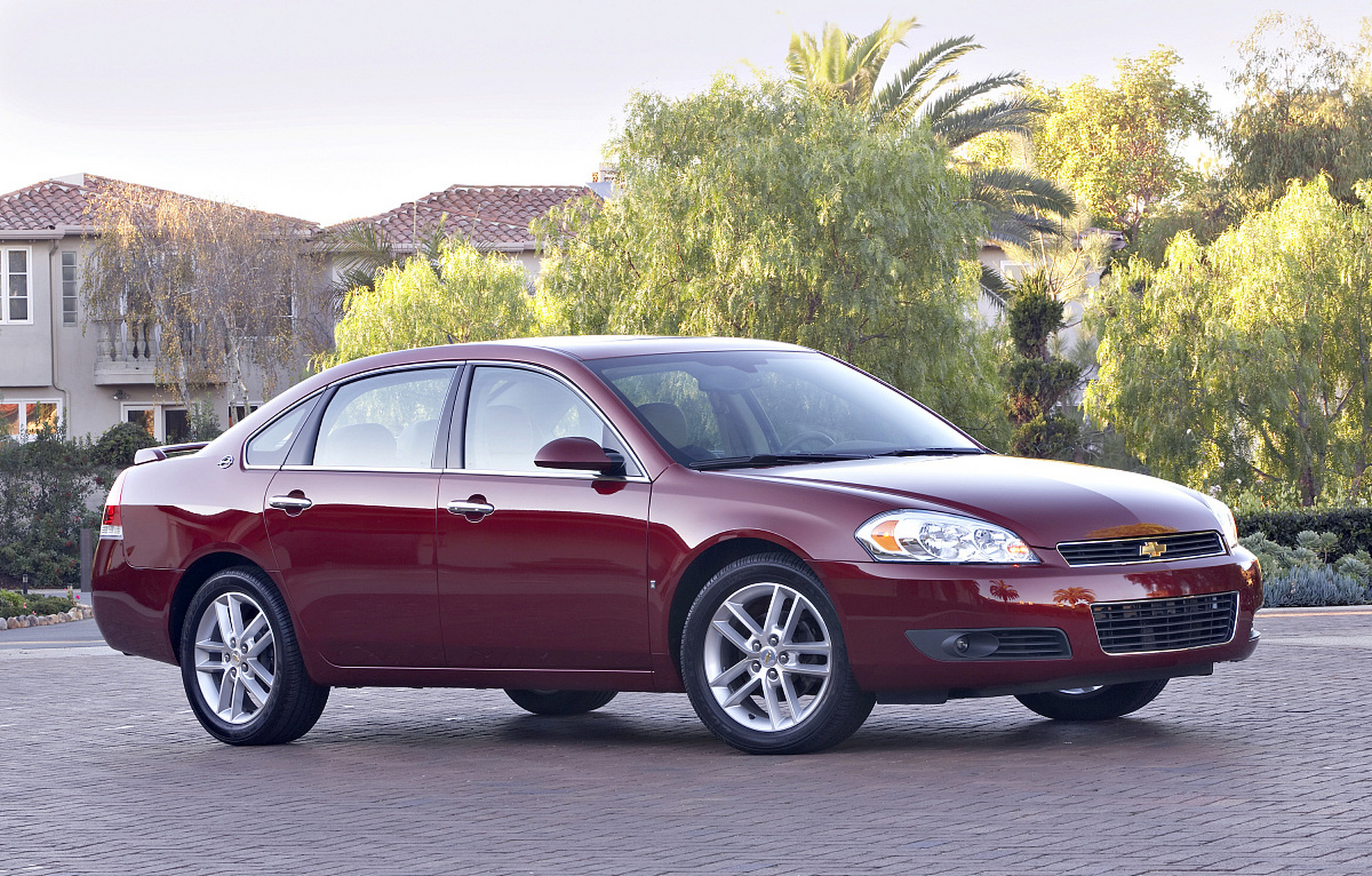 雪佛兰推出新车型groove,它是一款换标宝骏510的车型.