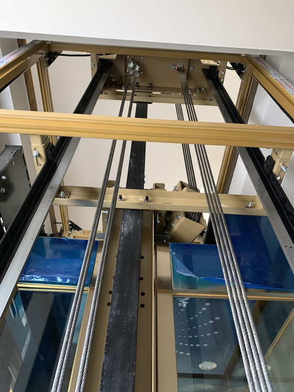 小型家用电梯别墅电梯回字形楼梯预留尺寸设计案例-上海佘山珑原