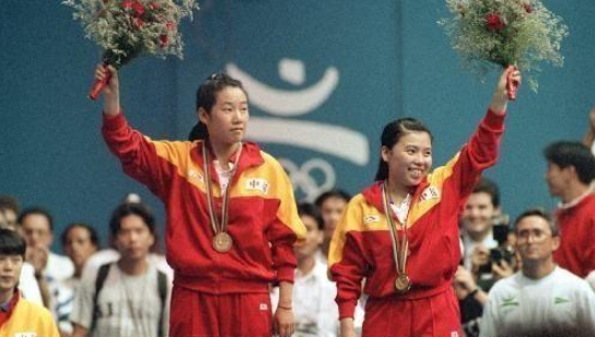 既生瑜何生亮!国乒传奇女将乔红,一生活在邓亚萍的影子下却不悔