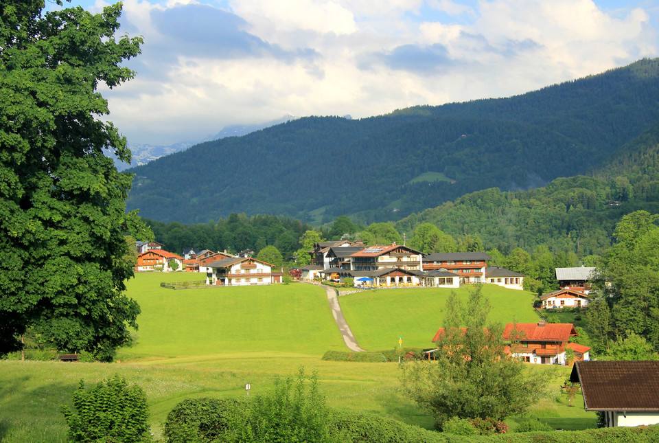 风景如画,空气清新,乡村的景色真美