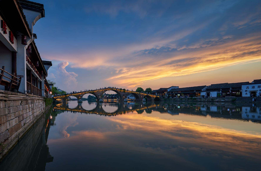 怀远古镇:关于怀远古镇的历史是可以追溯到一千六百多年之前的时候