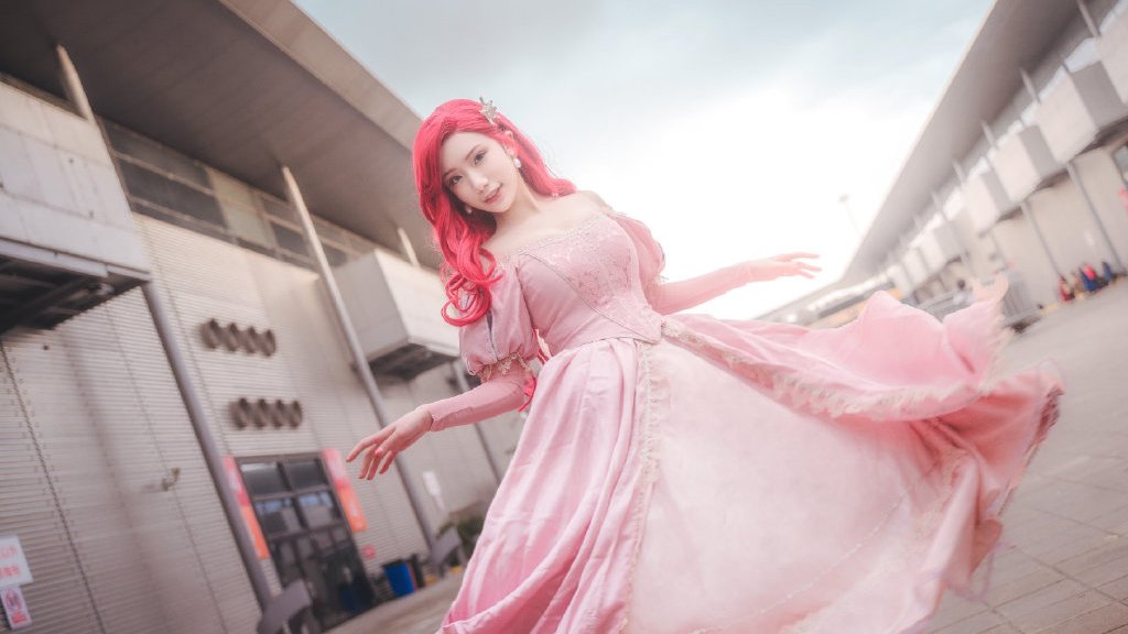 小美人鱼cos:这就是童年梦想里的那个爱丽儿